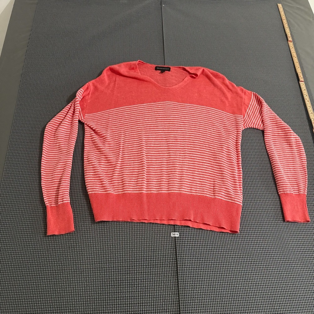Banana Republic Womens Small Coral Pink White Striped V-Neck Long Sleeve Sweater